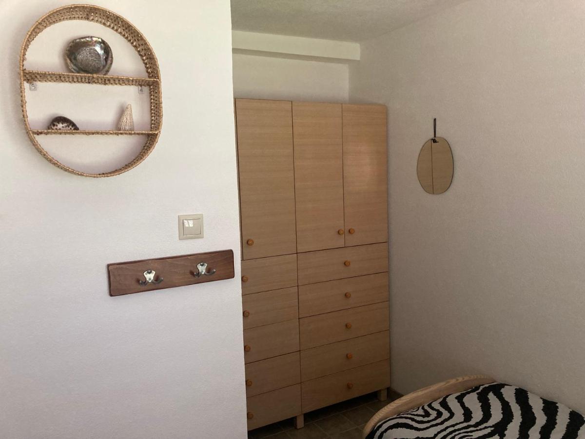 Karigador Beach House Ngoại thất bức ảnh